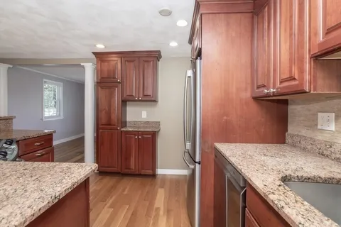$3,100 | 32 Hamilton Road, Unit 32, Wakefield, MA 01880