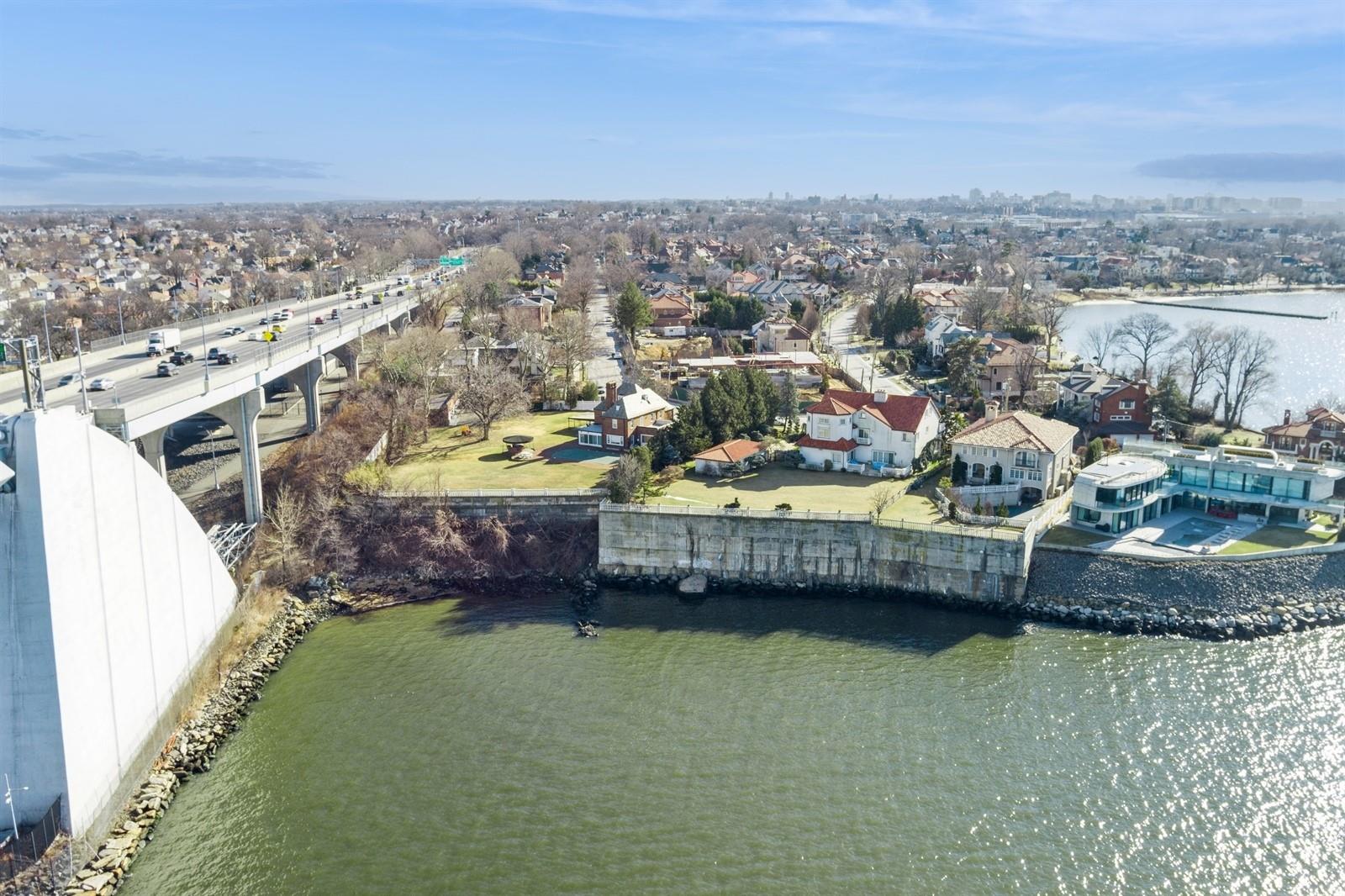 125 Malba Drive Queens, NY 11357 - Photo 17 of 36