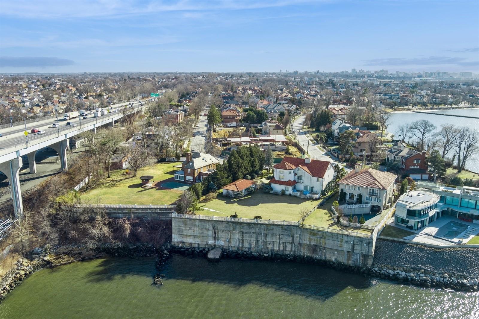 125 Malba Drive Queens, NY 11357 - Photo 18 of 36