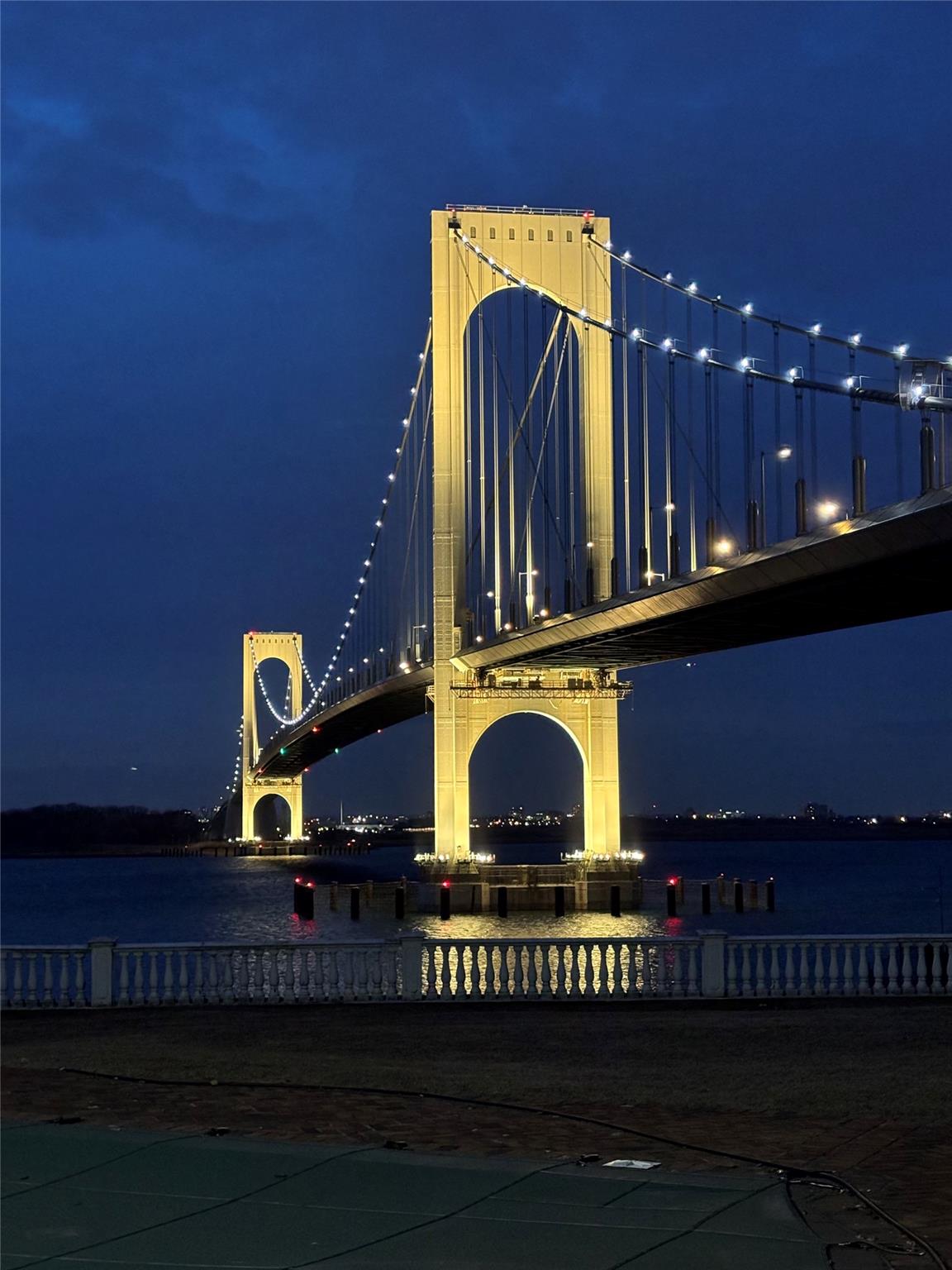 125 Malba Drive Queens, NY 11357 - Photo 33 of 36