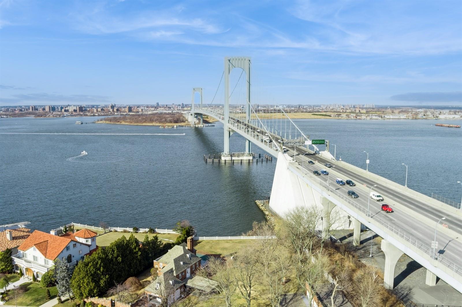 125 Malba Drive Queens, NY 11357 - Photo 10 of 36