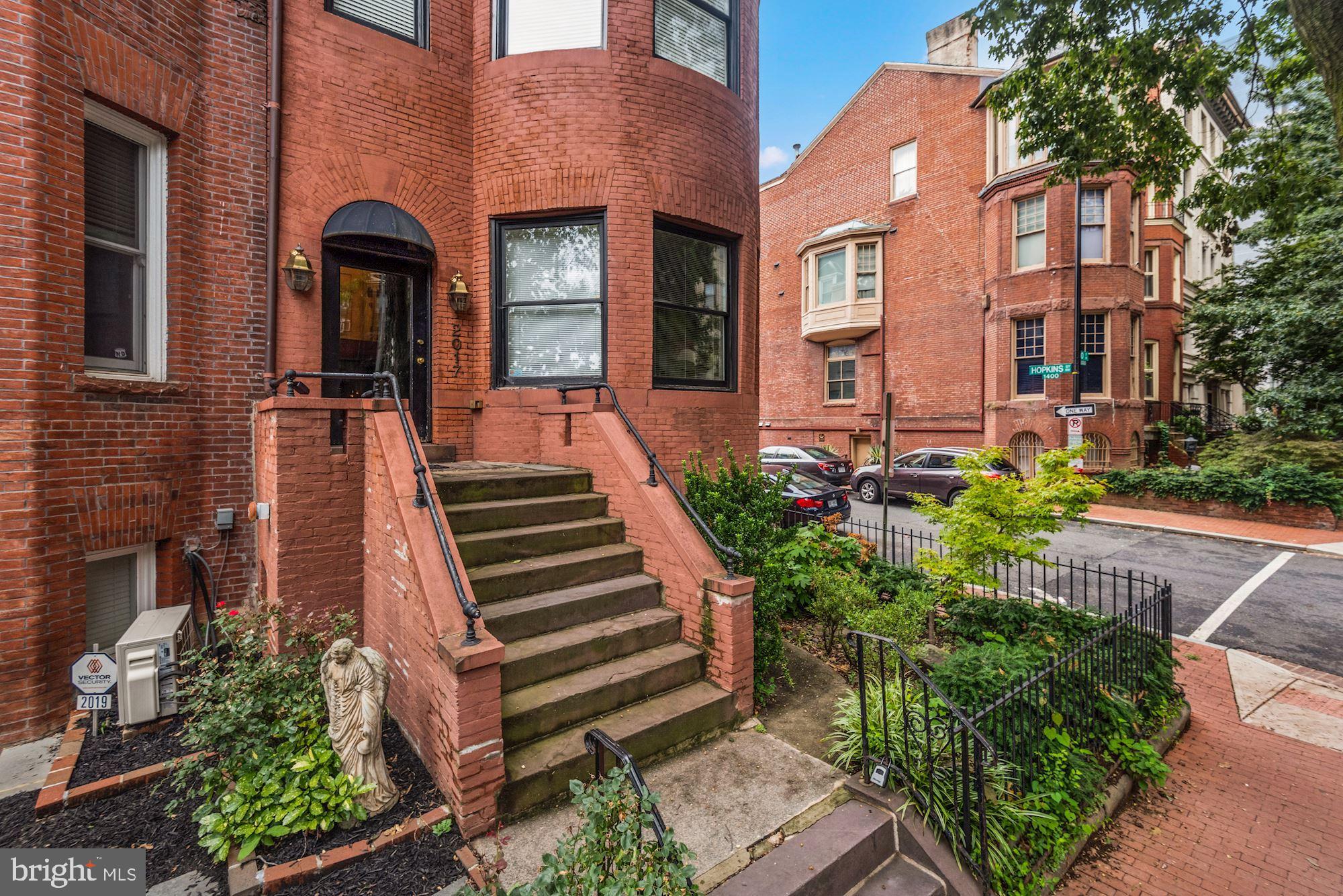 2017 O Street Northwest, Unit 3 Washington, DC 20036 - Photo 2 of 26 Exterior