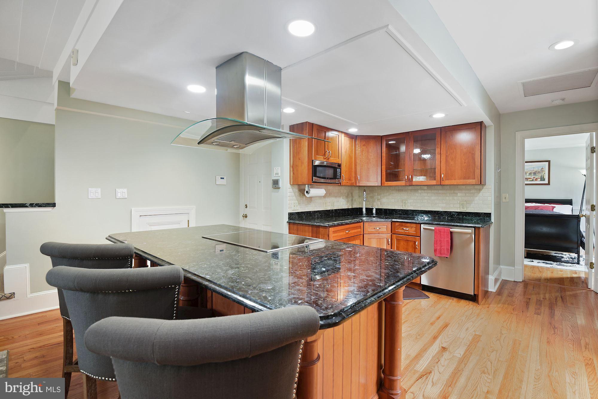 2017 O Street Northwest, Unit 3 Washington, DC 20036 - Photo 11 of 26 Kitchen