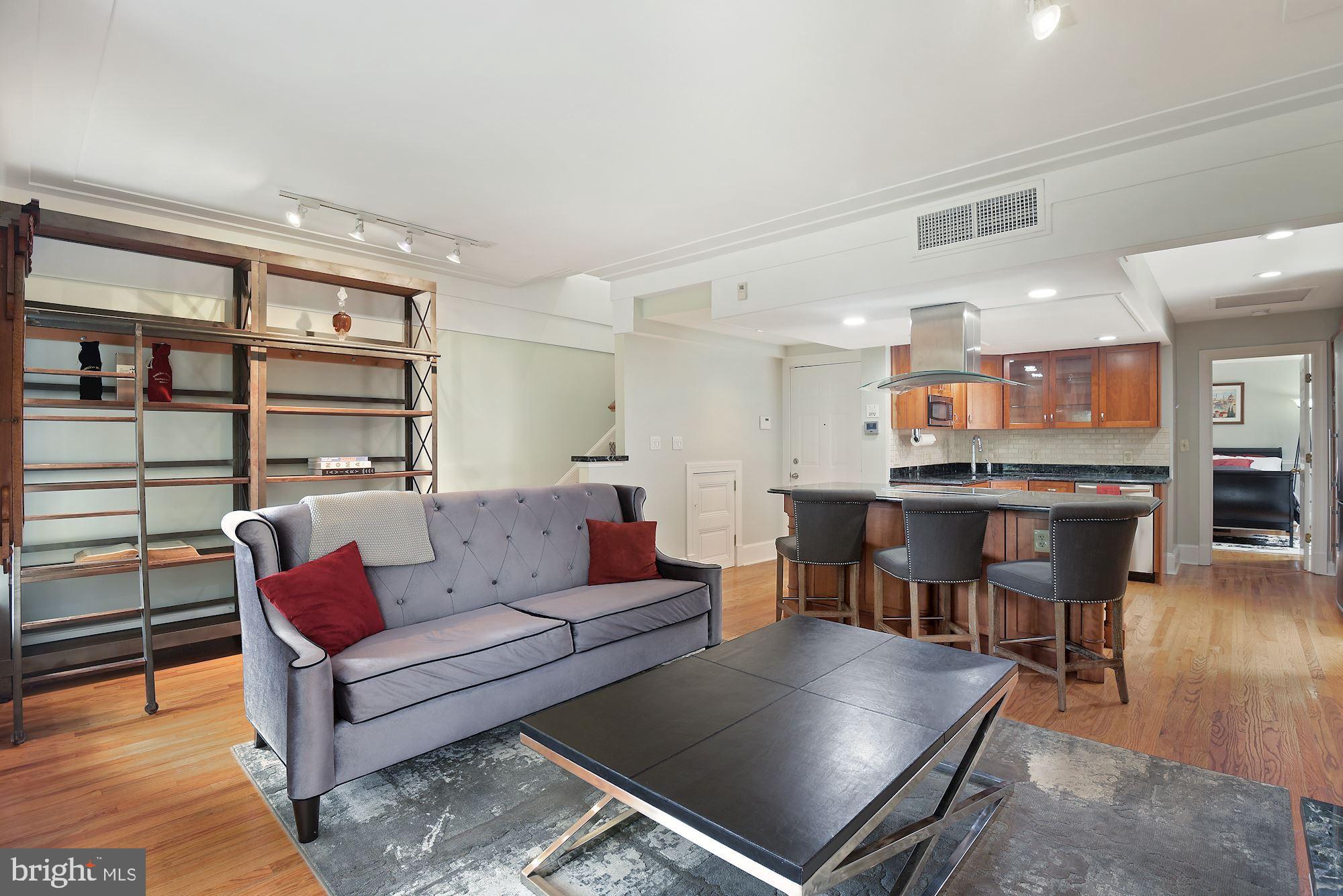 2017 O Street Northwest, Unit 3 Washington, DC 20036 - Photo 6 of 26 Living Room