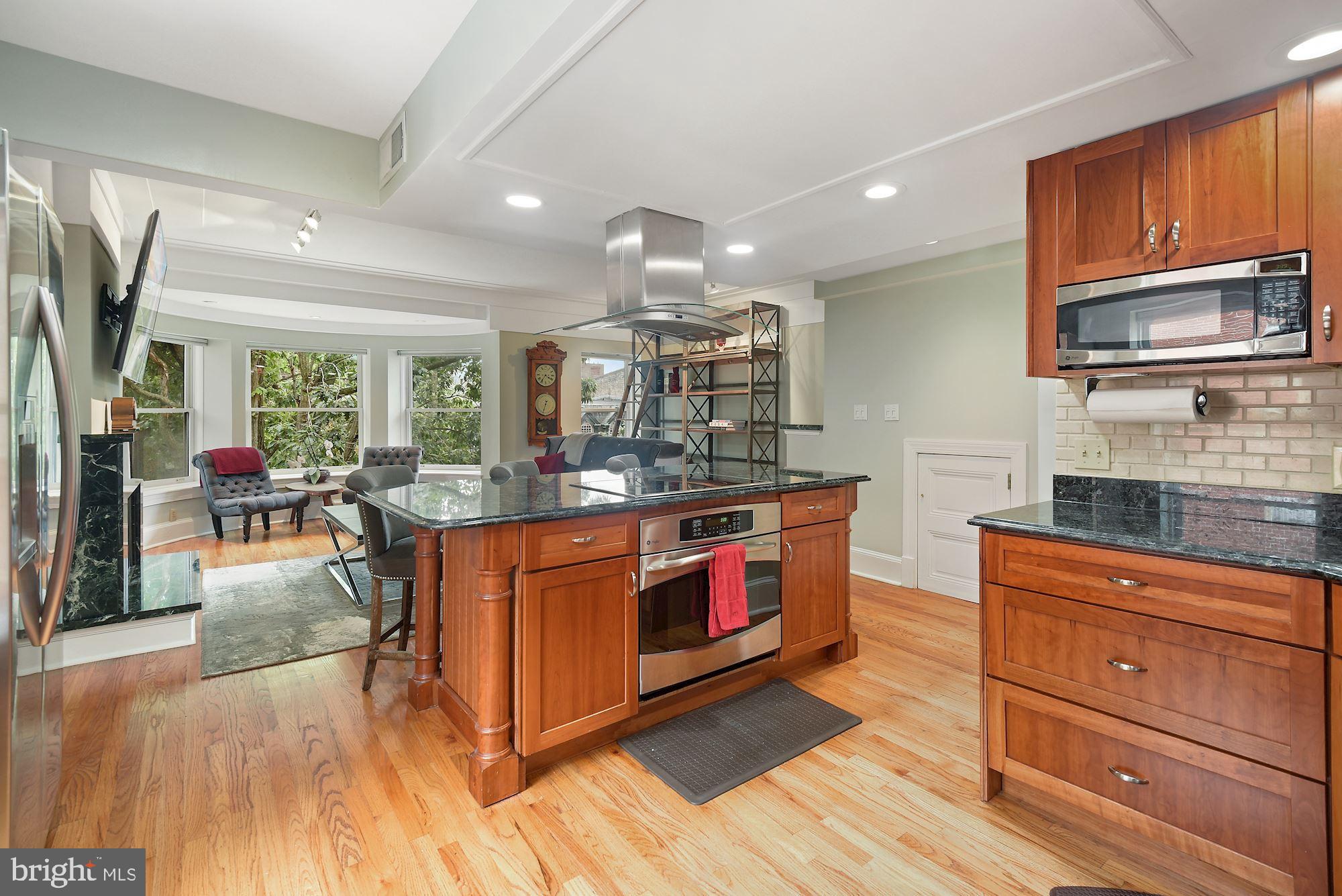 2017 O Street Northwest, Unit 3 Washington, DC 20036 - Photo 8 of 26 Kitchen
