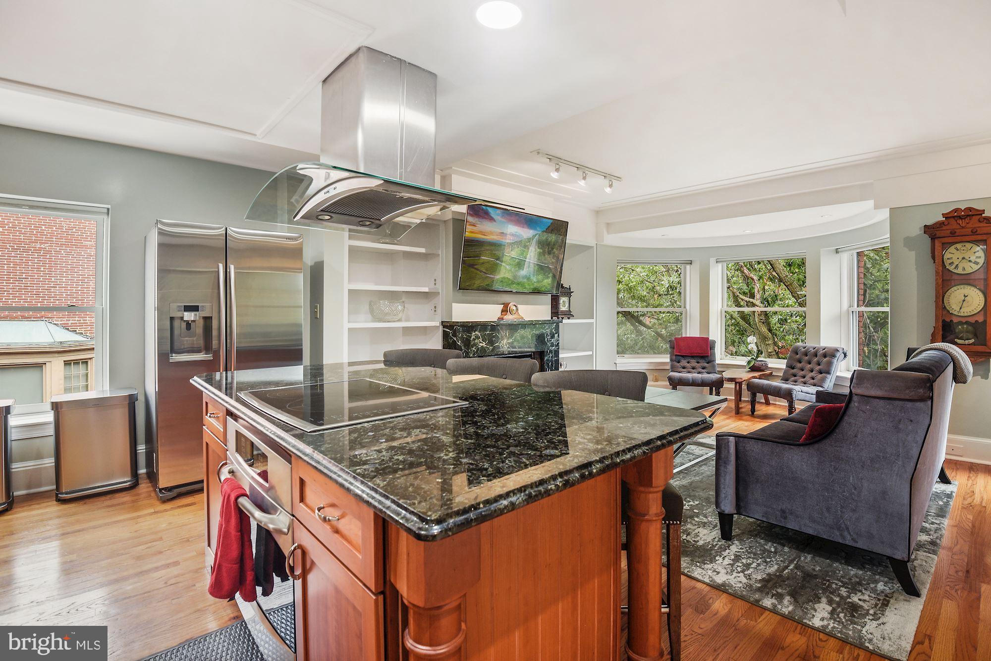2017 O Street Northwest, Unit 3 Washington, DC 20036 - Photo 9 of 26 Kitchen