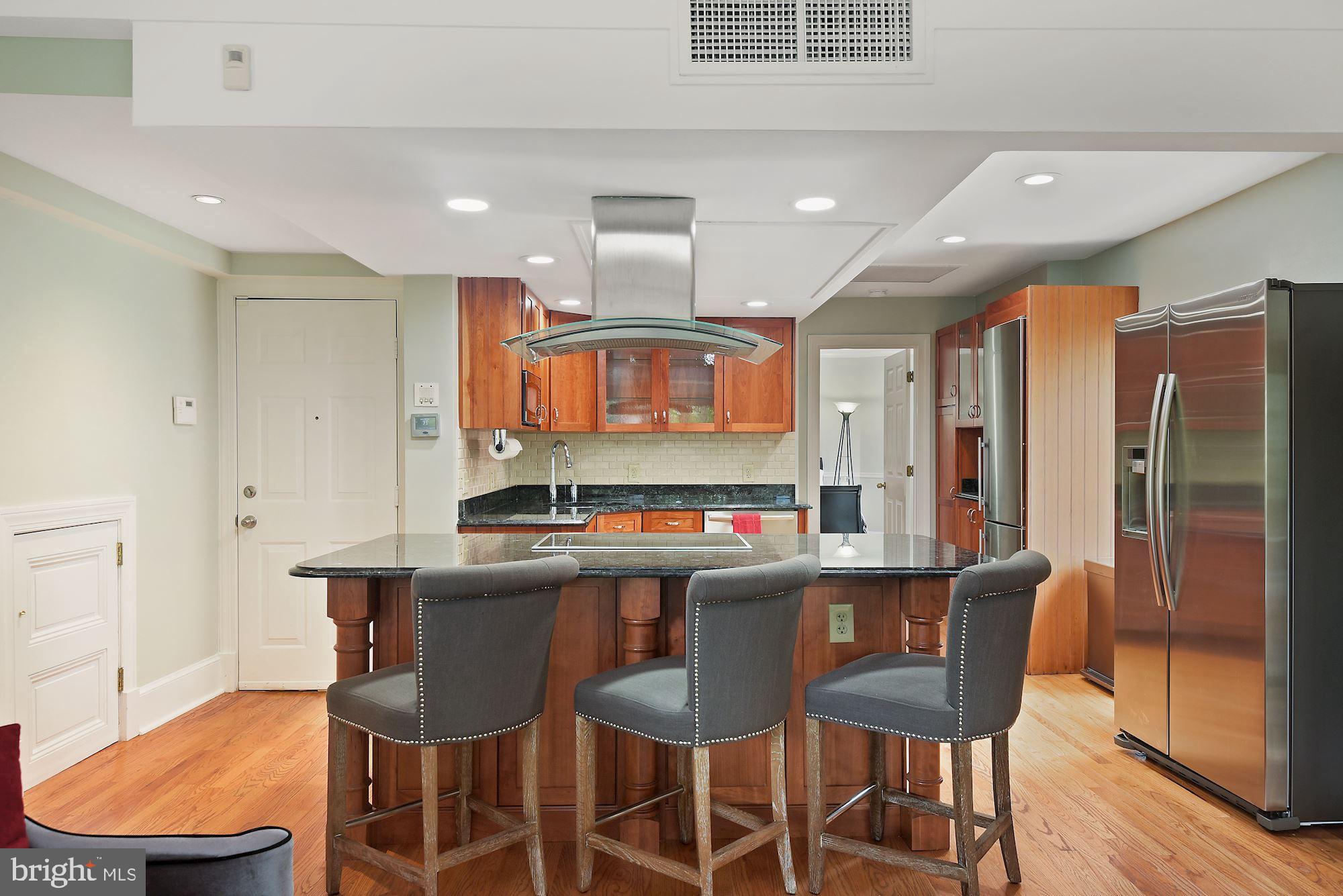 2017 O Street Northwest, Unit 3 Washington, DC 20036 - Photo 10 of 26 Kitchen