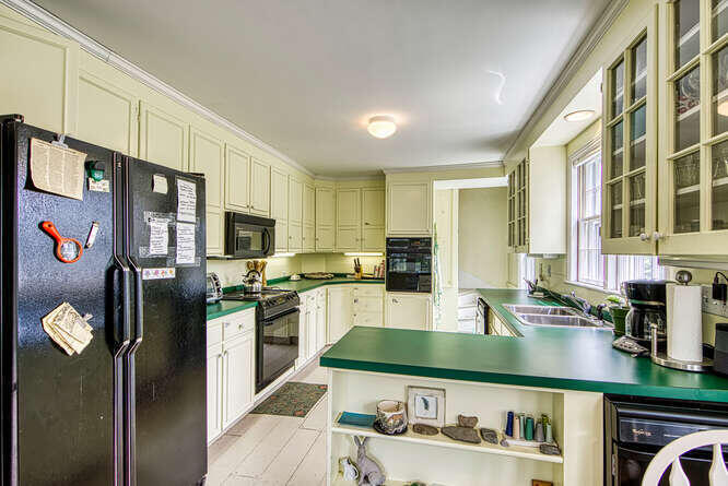 240 Reach Road Brooklin, ME 04616 - Photo 12 of 37 Kitchen