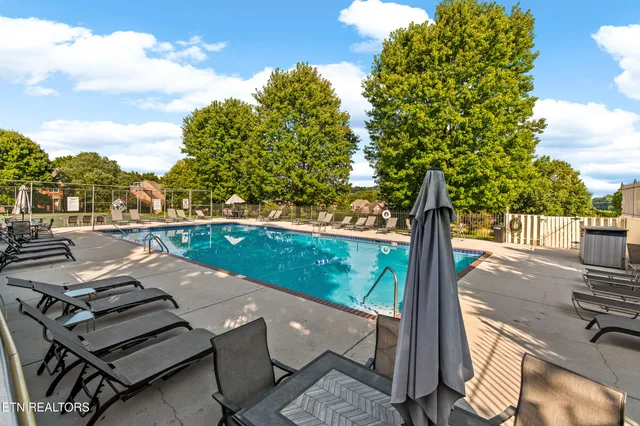 $799,900 | 12151 Brookstone Drive, Knoxville, TN 37934