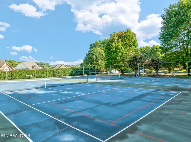 $799,900 | 12151 Brookstone Drive, Knoxville, TN 37934