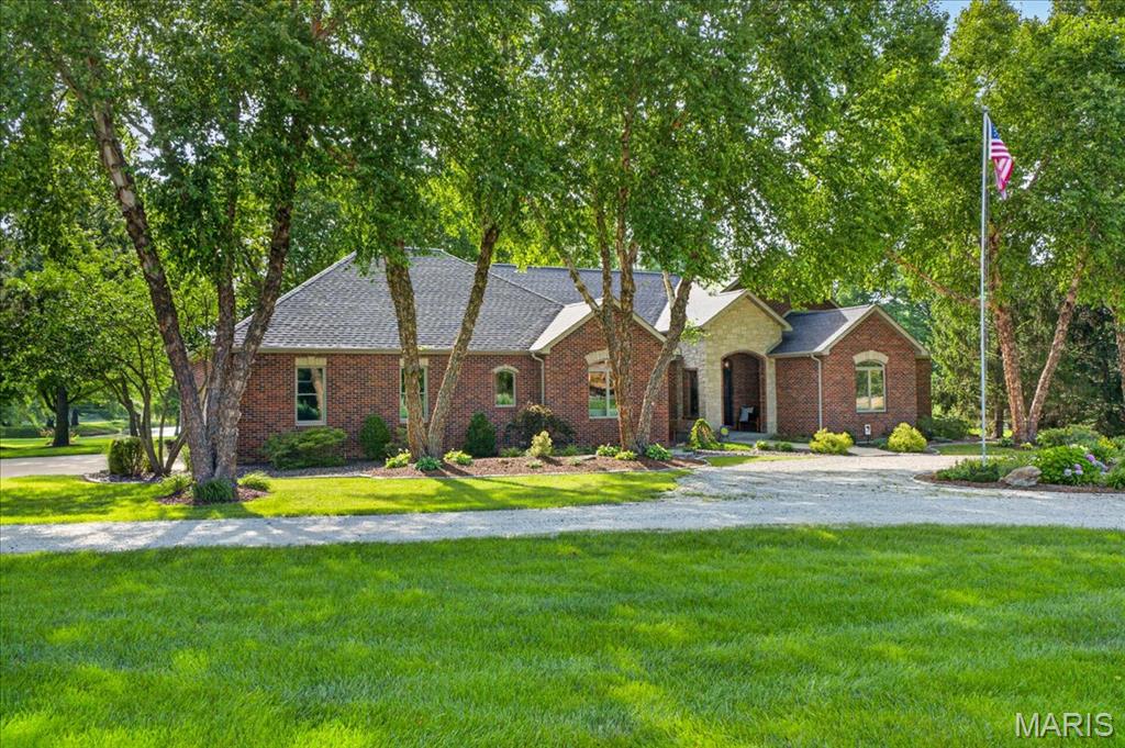 520 Schlueter Germaine Road Belleville, IL 62220 - Photo 1 of 98