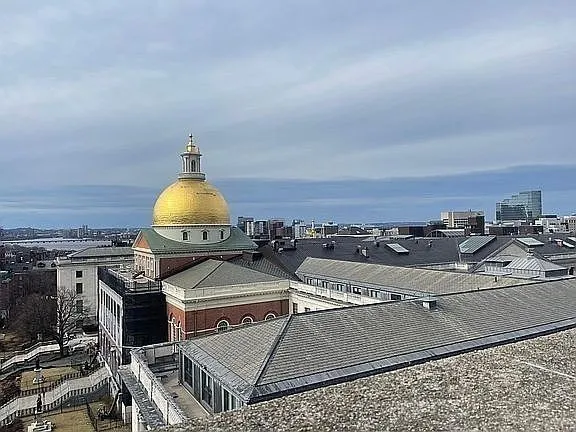 $3,200 | 21 Beacon Street, Unit 6S, Boston, MA 02108