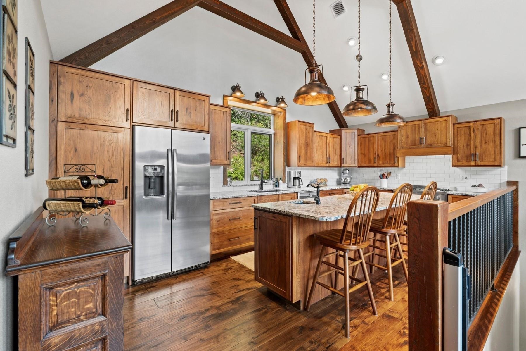 969 Western Larch Road Newport, WA 99156 - Photo 4 of 50