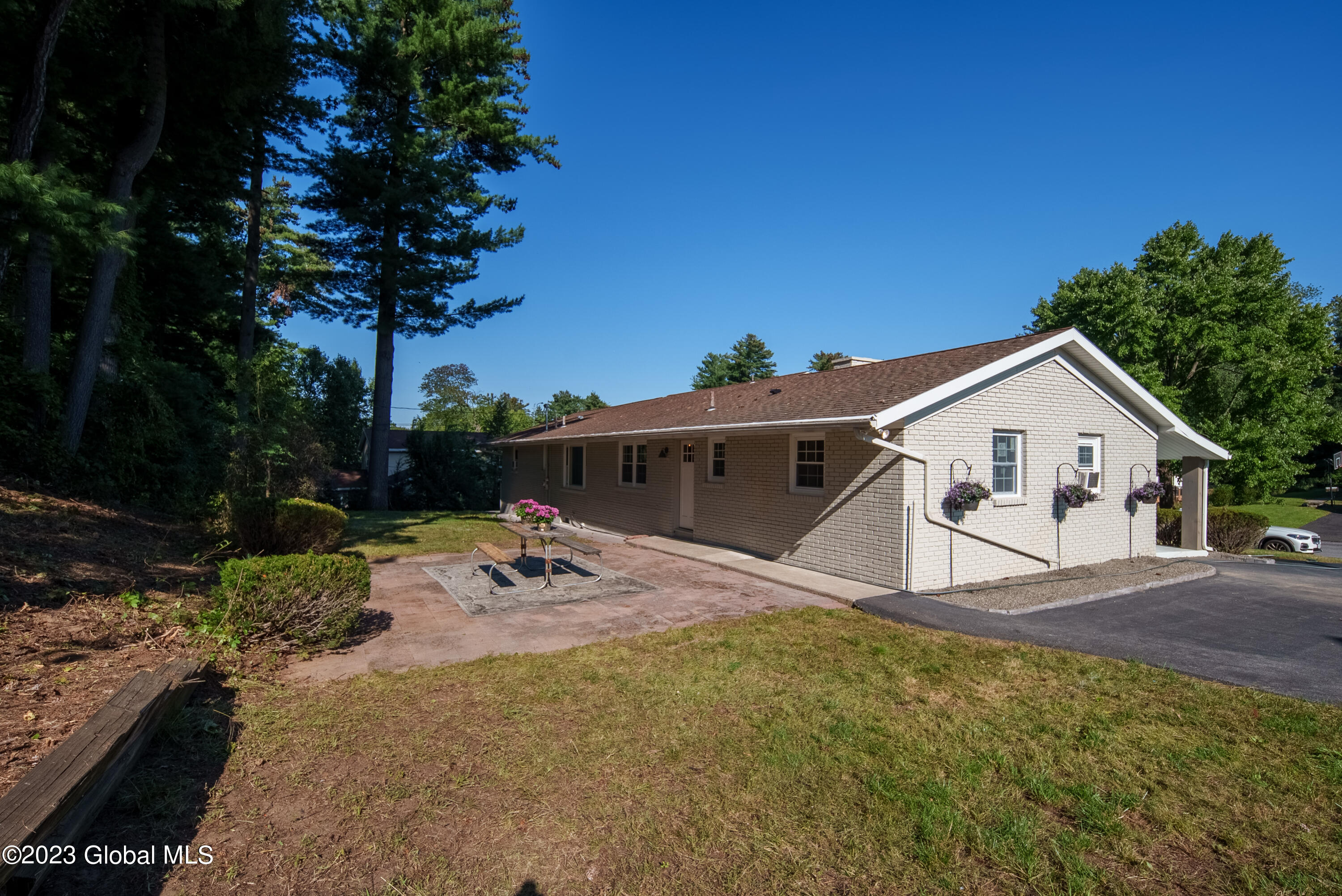 18 Witte Road Guilderland, NY 12203 - Photo 30 of 33 030
