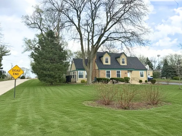 $739,000 | S611 South Cedar Avenue, Elmhurst, IL 60126