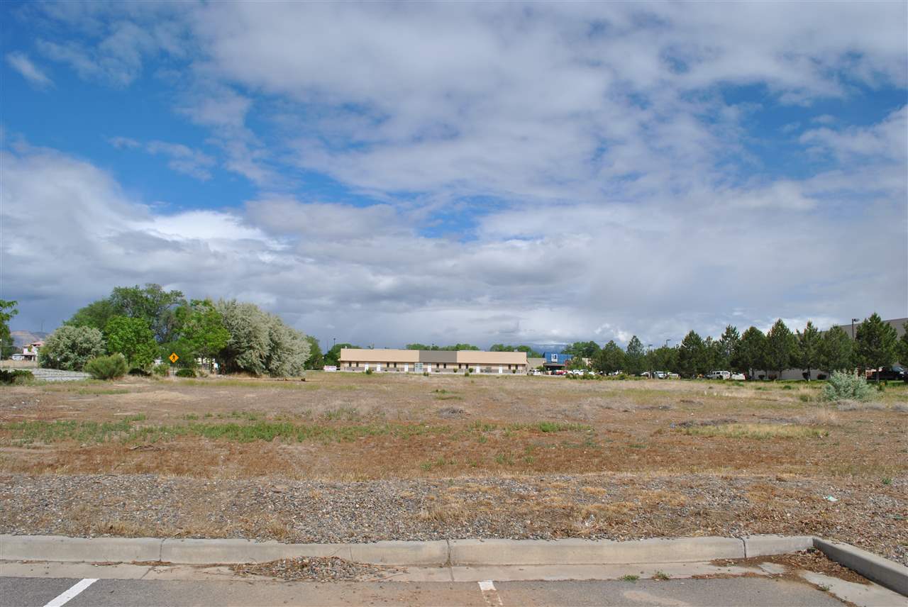 633 24 1/2 Road Grand Junction, CO 81505 - Photo 3 of 4 Gallery Image 3