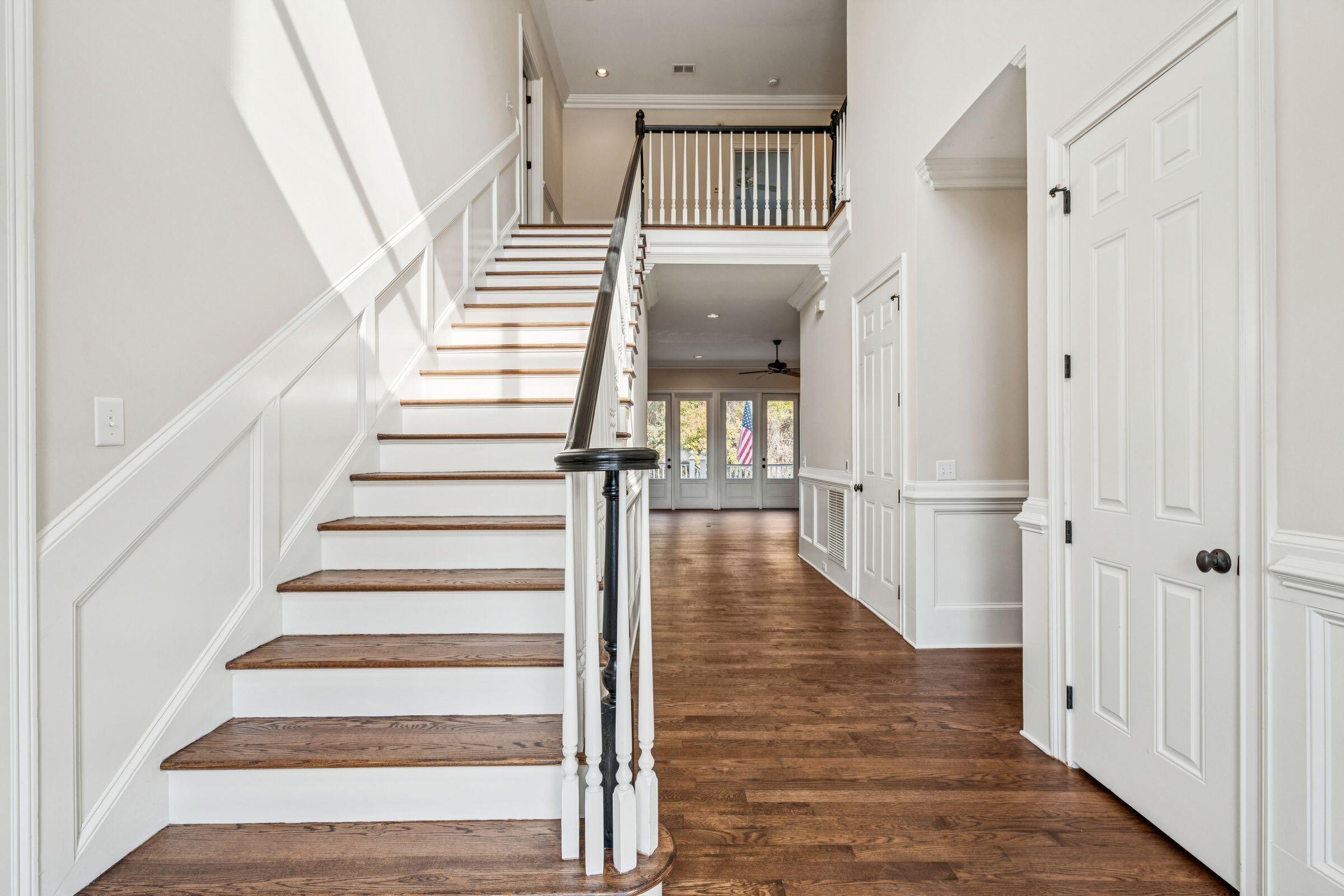 2413 Majestic Roses Court Mount Pleasant, SC 29464 - Photo 8 of 83 Entryway