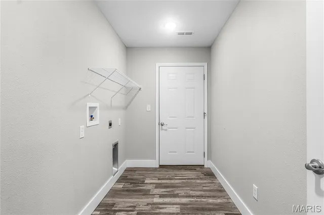 $299,000 | 5208 Hubble Cv Drive, Jackson, MO 63755