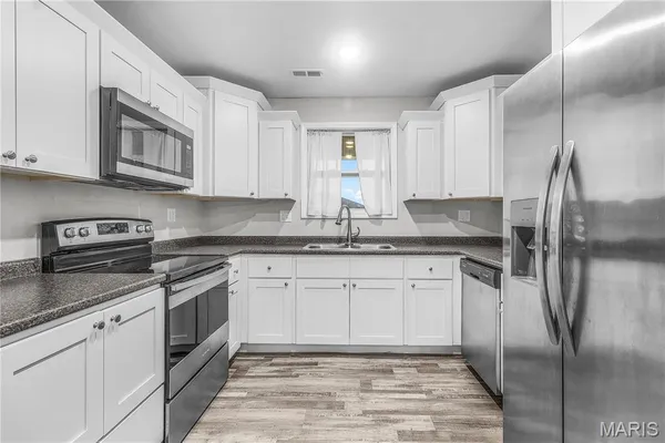 $279,000 | 5208 Hubble Cv Drive, Jackson, MO 63755