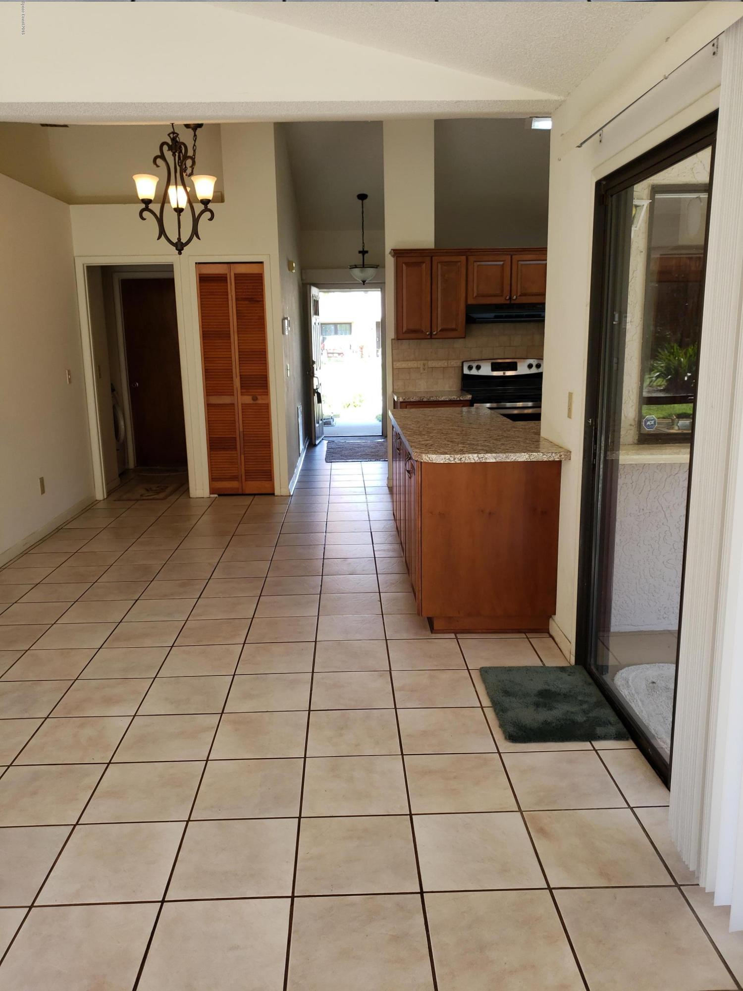 240 Rheine Road Northwest Palm Bay, FL 32907 - Photo 3 of 30 03