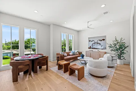 $2,039,000 | 1414 Chamboard Lane, Houston, TX 77018