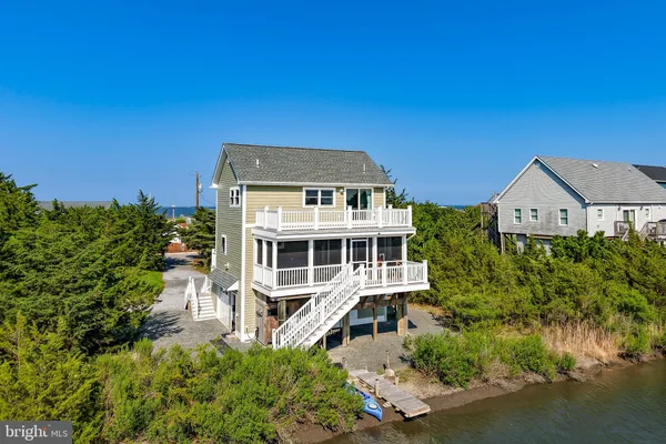 $1,299,900 | 1803 North Bay Shore Drive, Milton, DE 19968