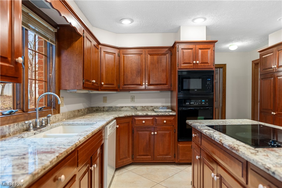 4017 Bramshaw Road Northwest Canton, OH 44718 - Photo 17 of 42 Gallery Image 17