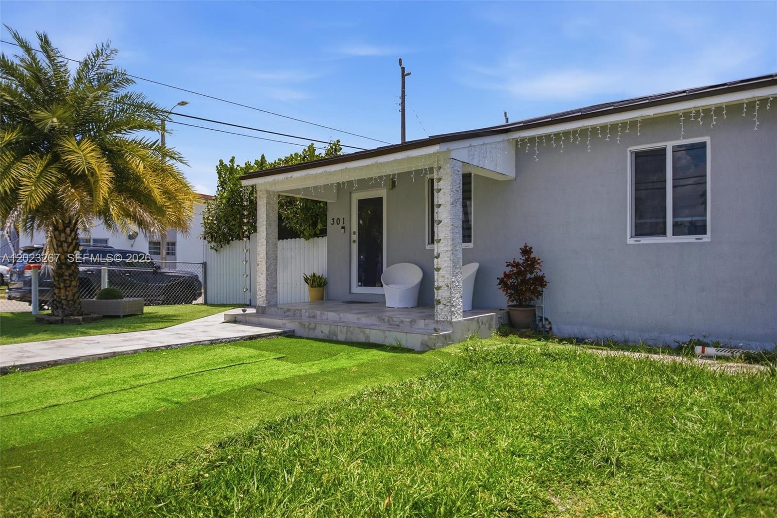 301 Southwest 36th Avenue Miami, FL 33135 - Photo 10 of 54