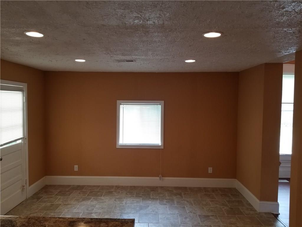 7123 New Augusta Road Indianapolis, IN 46268 - Photo 9 of 14 Gallery Image 9