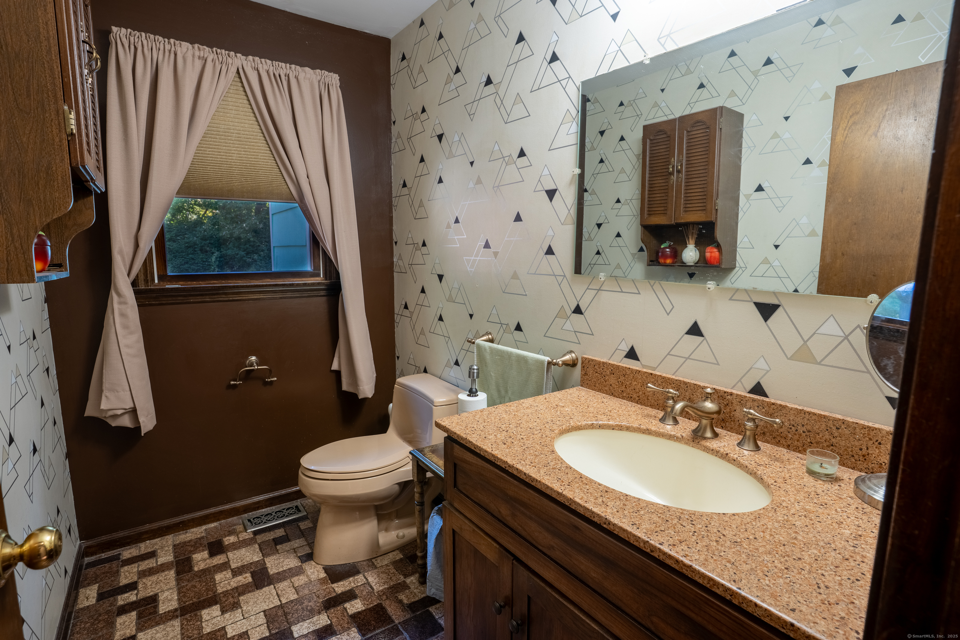 124 Bagburn Hill Road Monroe, CT 06468 - Photo 12 of 34 a bathroom with a sink toilet and mirror