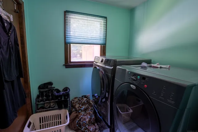 $650,000 | 124 Bagburn Hill Road, Monroe, CT 06468