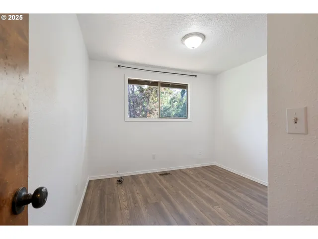 $699,999 | 6025 Southwest Cherryhill Drive, Beaverton, OR 97008