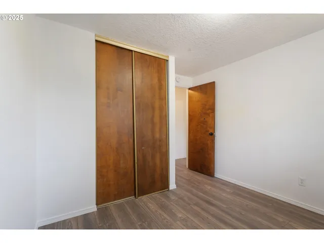 $699,999 | 6025 Southwest Cherryhill Drive, Beaverton, OR 97008