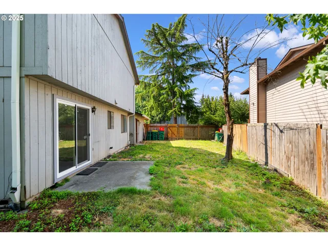 $699,999 | 6025 Southwest Cherryhill Drive, Beaverton, OR 97008