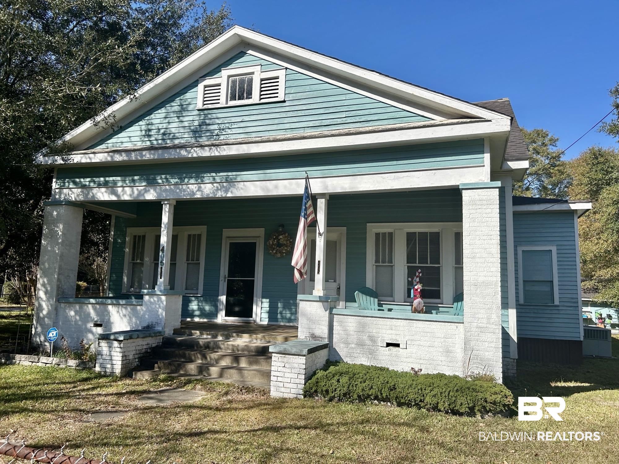 405 North Wasson Avenue Mobile, AL 36612 - Photo 1 of 26 View of front of home with a front lawn and a porch