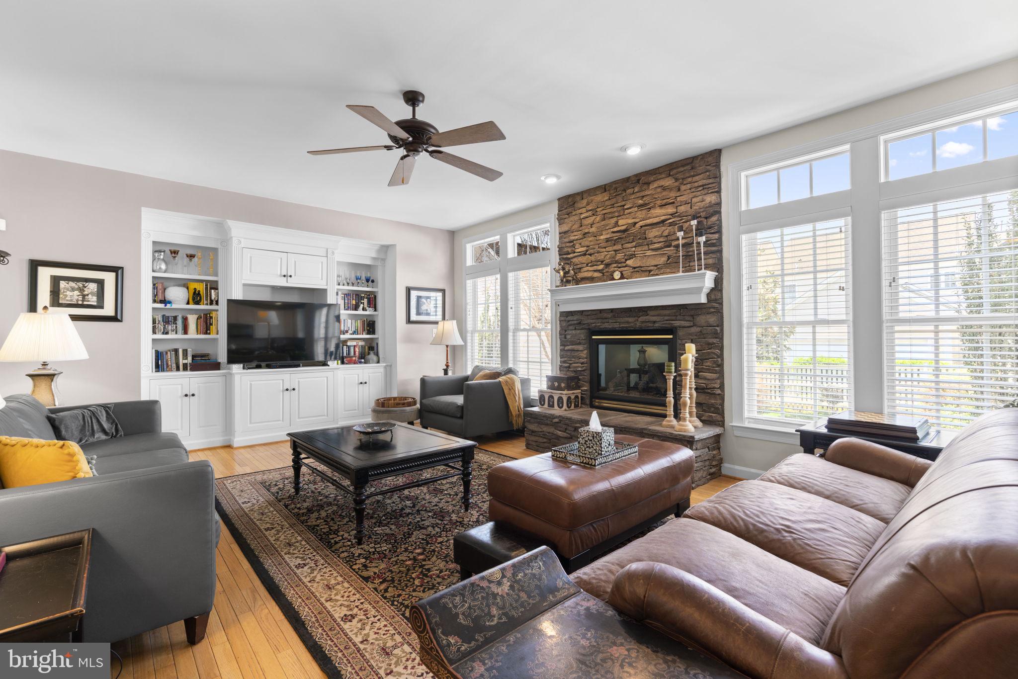 1377 Main Street Gaithersburg, MD 20878 - Photo 19 of 60 Family Room