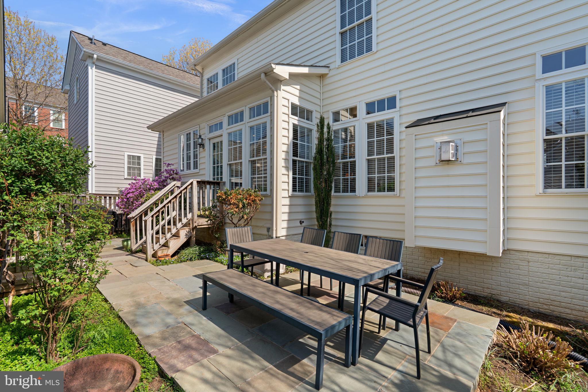 1377 Main Street Gaithersburg, MD 20878 - Photo 49 of 60 Patio