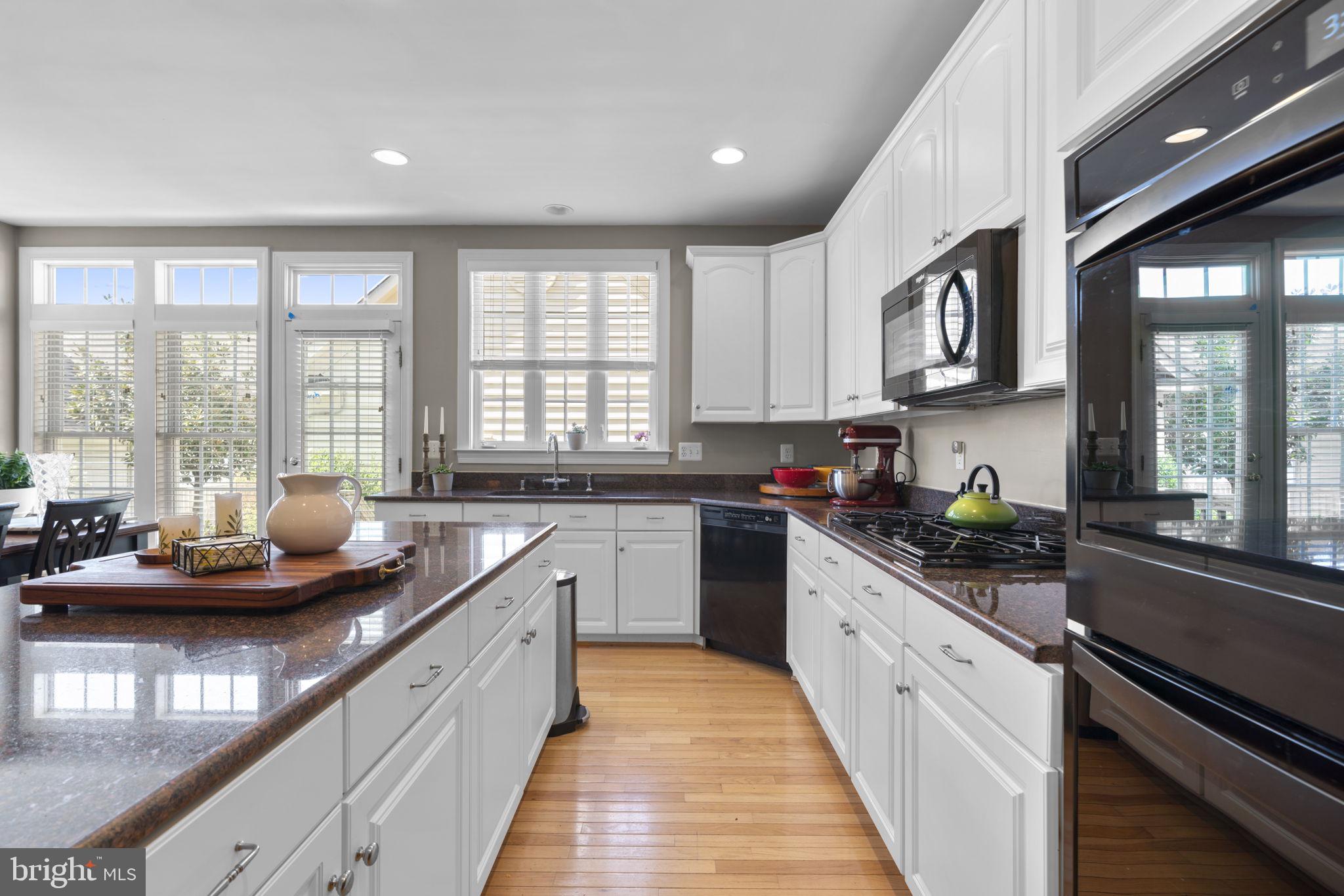 1377 Main Street Gaithersburg, MD 20878 - Photo 10 of 60 Kitchen