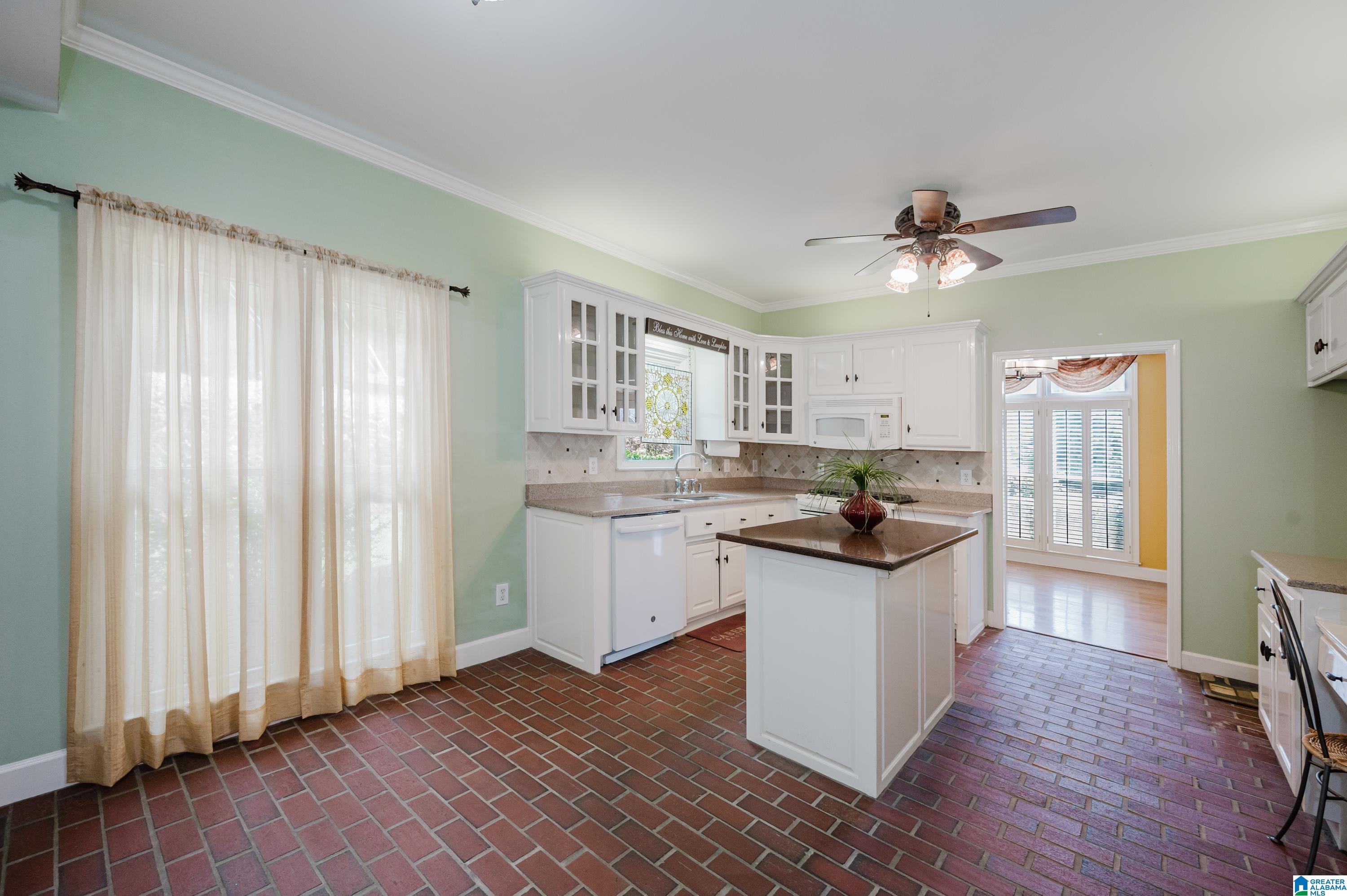 3888 Ripple Leaf Circle Hoover, AL 35216 - Photo 20 of 53