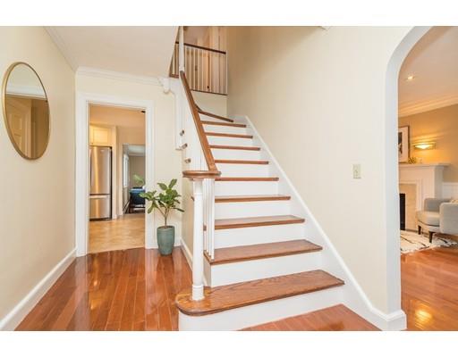 80 Bonad Road Brookline, MA 02467 - Photo 7 of 20