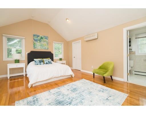 80 Bonad Road Brookline, MA 02467 - Photo 8 of 20