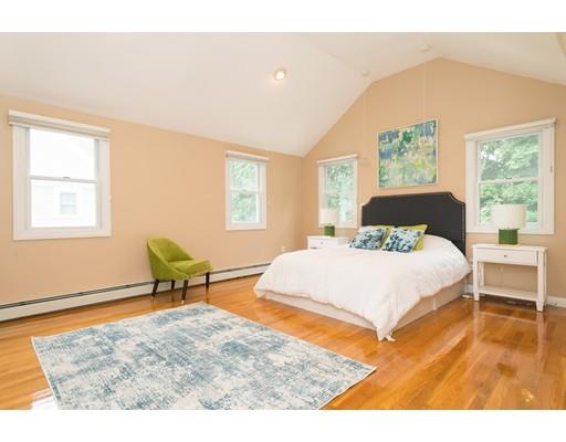 80 Bonad Road Brookline, MA 02467 - Photo 9 of 20