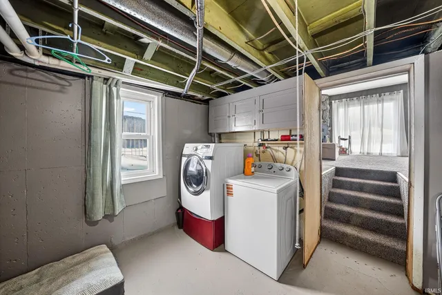 $169,900 | 2424 Normandy Drive, Mishawaka, IN 46545