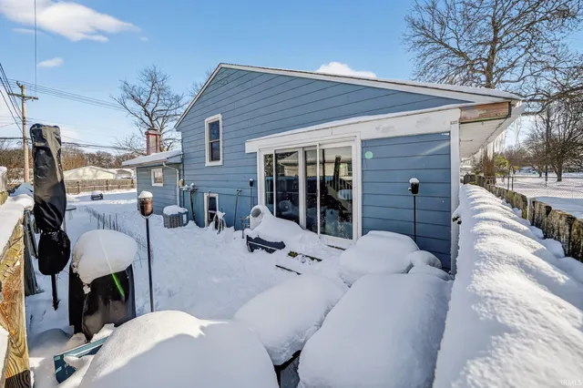 $169,900 | 2424 Normandy Drive, Mishawaka, IN 46545