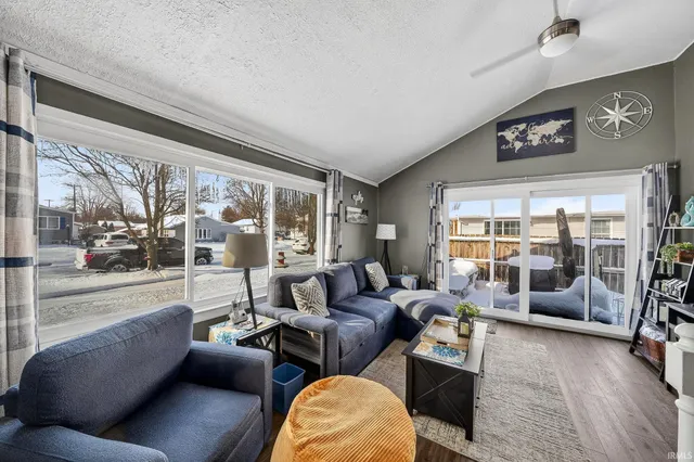 $169,900 | 2424 Normandy Drive, Mishawaka, IN 46545