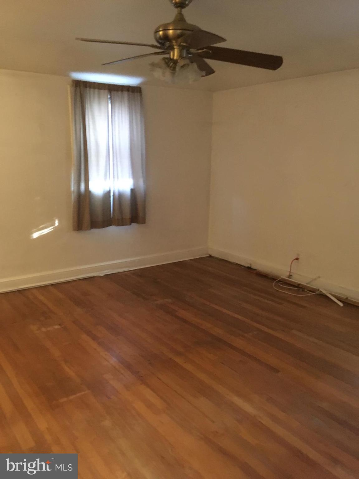 8352 Oakleigh Road Parkville, MD 21234 - Photo 9 of 24