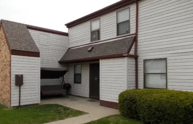 45 Vine Street Leipsic, OH 45856 - Photo 2 of 6