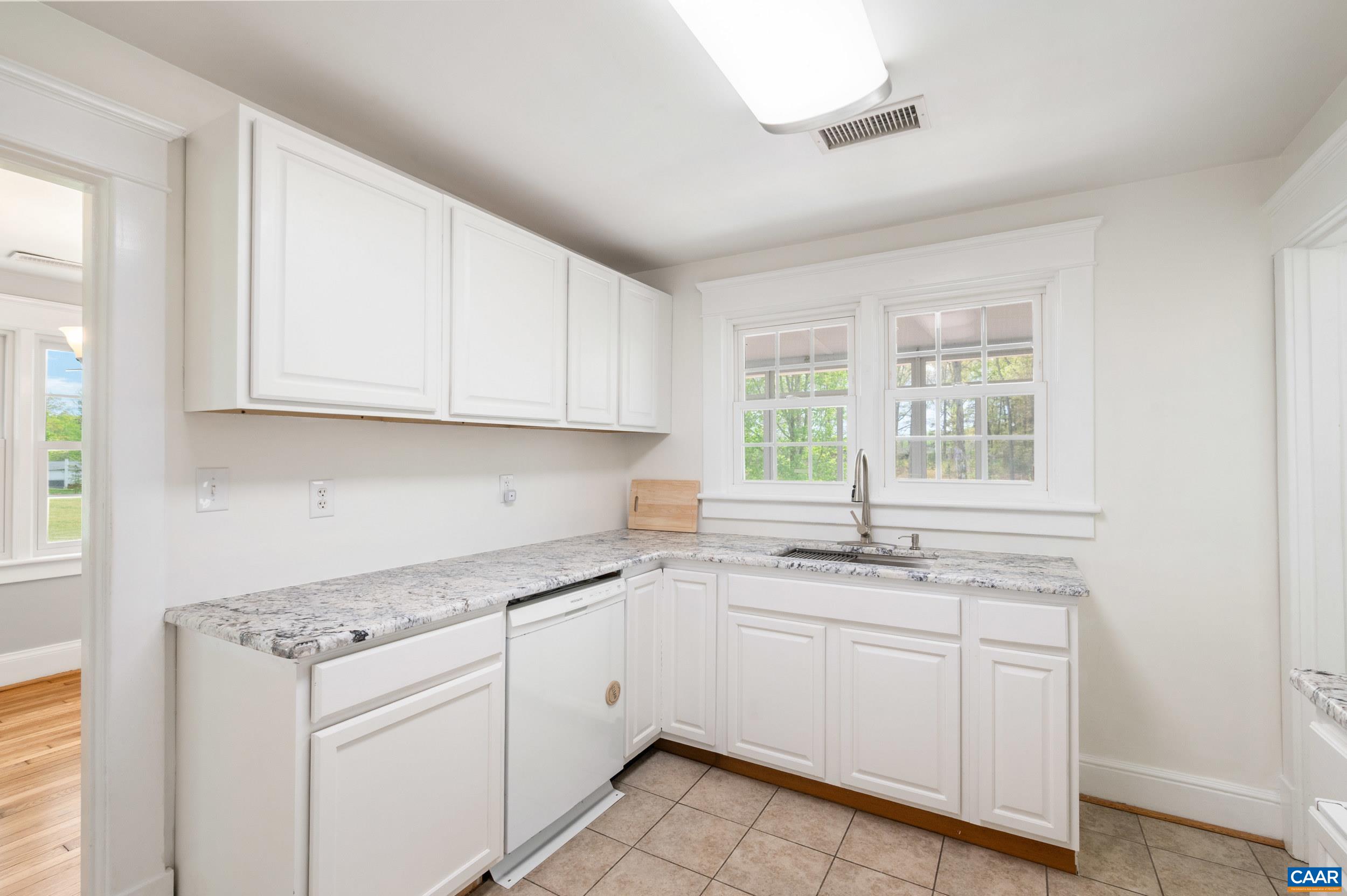 4973 Richmond Road Keswick, VA 22947 - Photo 14 of 55