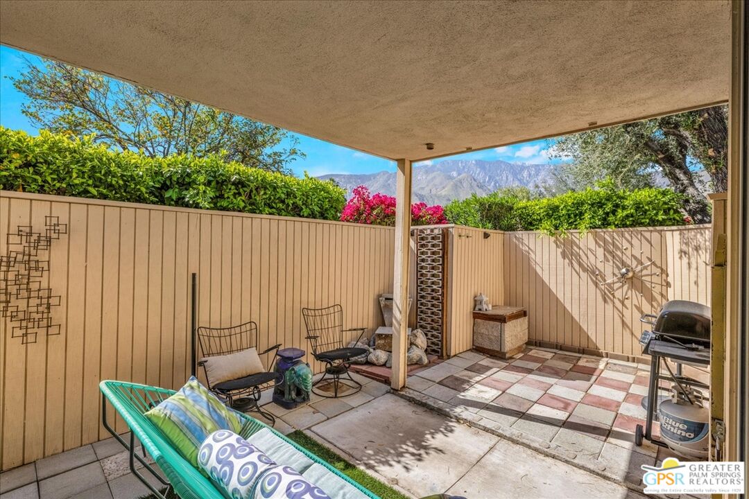360 Cabrillo Road, Unit 220 Palm Springs, CA 92262 - Photo 30 of 57 a view of outdoor space with seating area
