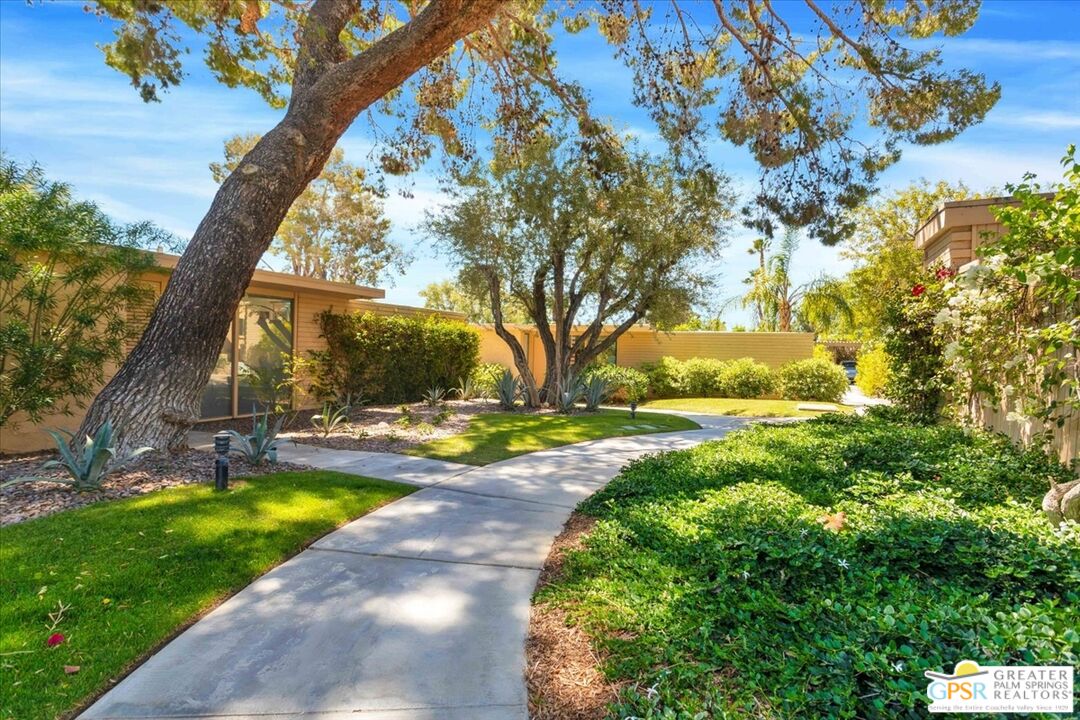 360 Cabrillo Road, Unit 220 Palm Springs, CA 92262 - Photo 36 of 57